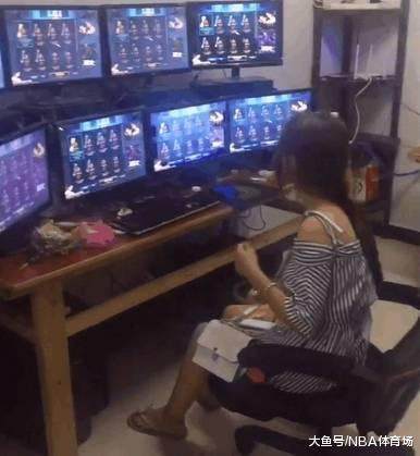 dnf私服自制武器